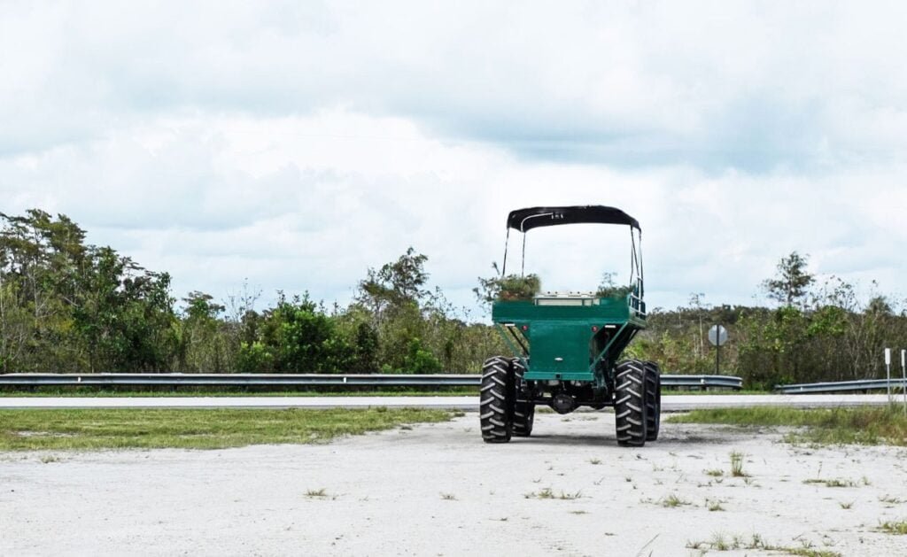 Step-by-Step Process to Jump-Start A Four-Wheeler With A Truck_ Position the Vehicles Correctly
